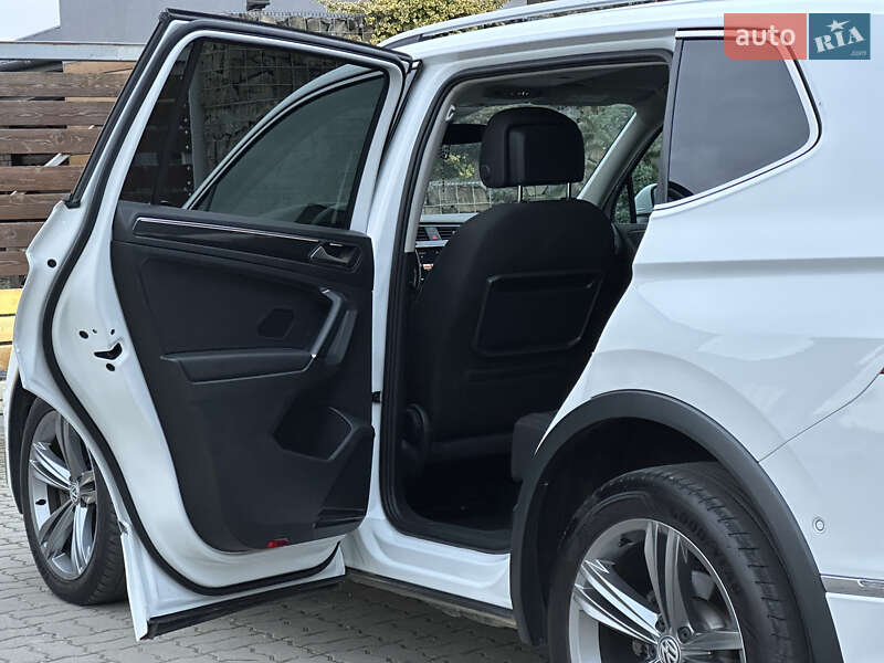 Позашляховик / Кросовер Volkswagen Tiguan Allspace 2020 в Стрию фото 76 Позашляховик / Кросовер Volkswagen Tiguan Allspace 2020 в Стрию