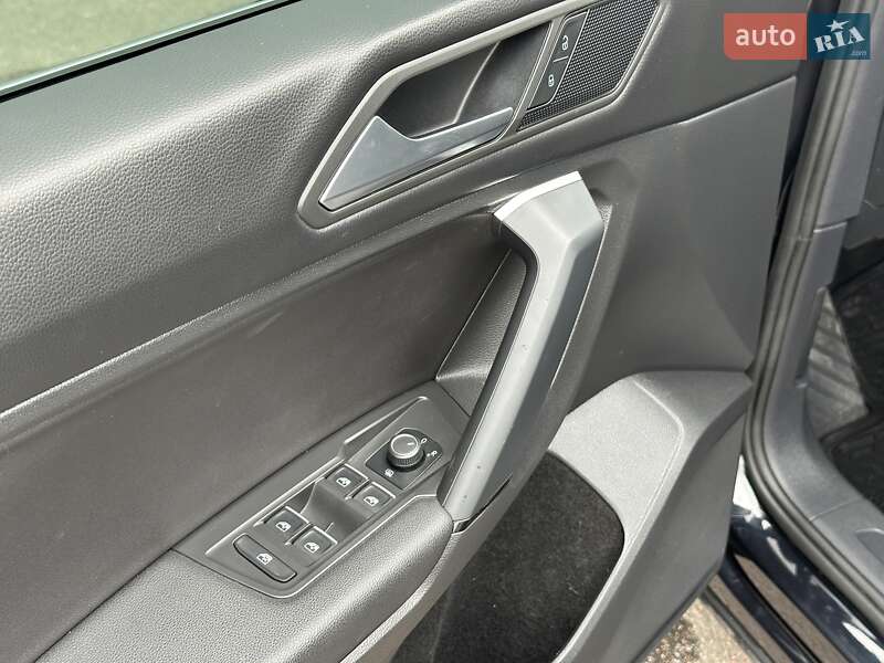 Позашляховик / Кросовер Volkswagen Tiguan Allspace 2019 в Сумах фото 30 Позашляховик / Кросовер Volkswagen Tiguan Allspace 2019 в Сумах