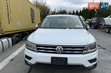 Внедорожник / Кроссовер Volkswagen Tiguan Allspace 2018 в Ровно