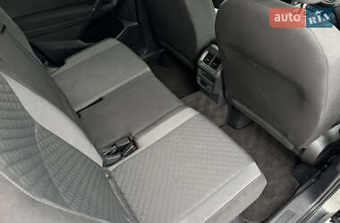 Внедорожник / Кроссовер Volkswagen Tiguan Allspace 2018 в 