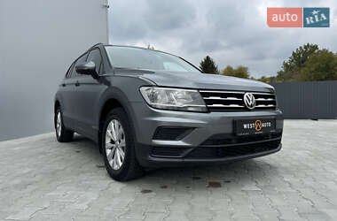 Внедорожник / Кроссовер Volkswagen Tiguan Allspace 2018 в 