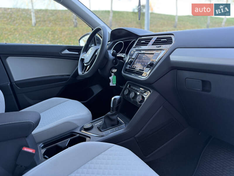 Внедорожник / Кроссовер Volkswagen Tiguan Allspace 2020 в Киеве фото 17 Внедорожник / Кроссовер Volkswagen Tiguan Allspace 2020 в Киеве