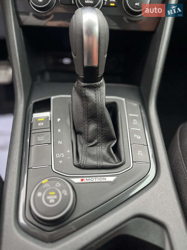 Позашляховик / Кросовер Volkswagen Tiguan Allspace 2020 в Житомирі