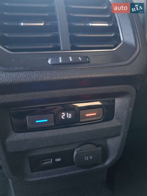 Внедорожник / Кроссовер Volkswagen Tiguan Allspace 2018 в Львове