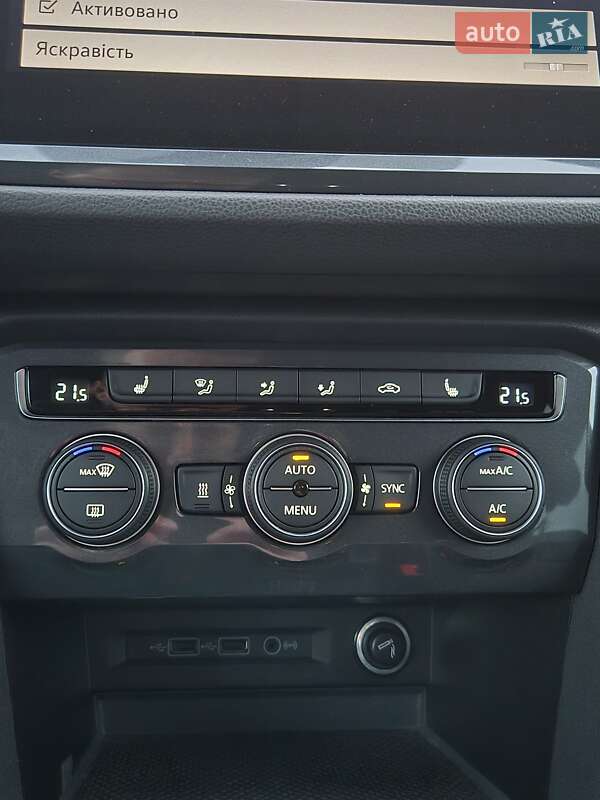 Внедорожник / Кроссовер Volkswagen Tiguan Allspace 2020 в Луцке