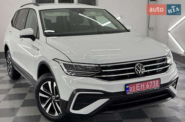 Внедорожник / Кроссовер Volkswagen Tiguan Allspace 2022 в Трускавце