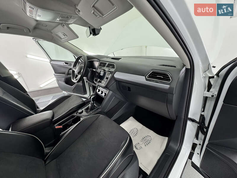 Внедорожник / Кроссовер Volkswagen Tiguan Allspace 2022 в Трускавце