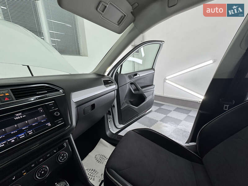 Внедорожник / Кроссовер Volkswagen Tiguan Allspace 2022 в Трускавце