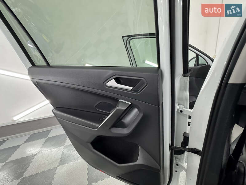 Внедорожник / Кроссовер Volkswagen Tiguan Allspace 2022 в Трускавце