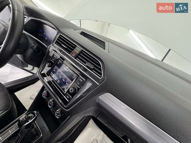 Внедорожник / Кроссовер Volkswagen Tiguan Allspace 2022 в Трускавце