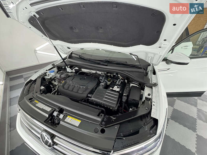 Внедорожник / Кроссовер Volkswagen Tiguan Allspace 2022 в Трускавце