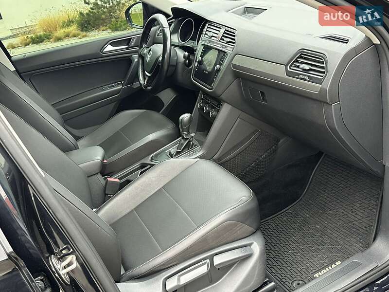 Позашляховик / Кросовер Volkswagen Tiguan Allspace 2018 в Луцьку фото 6 Позашляховик / Кросовер Volkswagen Tiguan Allspace 2018 в Луцьку