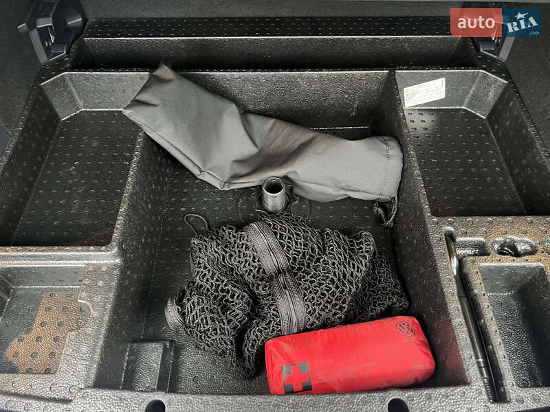 Позашляховик / Кросовер Volkswagen Tiguan Allspace 2021 в Луцьку