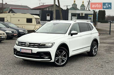 Внедорожник / Кроссовер Volkswagen Tiguan Allspace 2020 в Староконстантинове