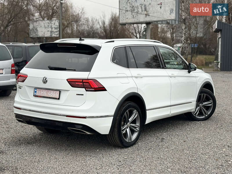 Внедорожник / Кроссовер Volkswagen Tiguan Allspace 2020 в Староконстантинове
