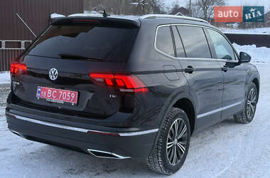 Позашляховик / Кросовер Volkswagen Tiguan Allspace 2017 в Львові