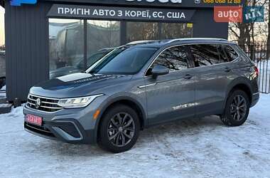 Внедорожник / Кроссовер Volkswagen Tiguan Allspace 2022 в Хмельницком