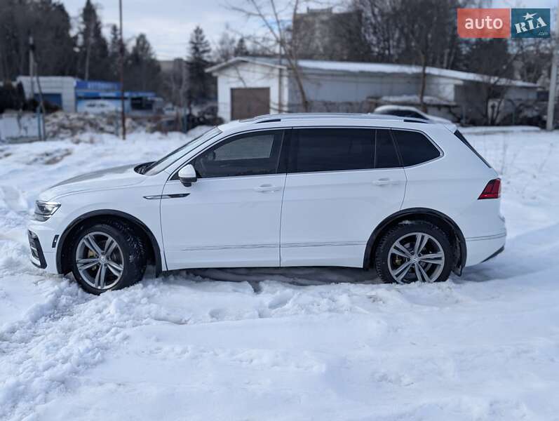 Внедорожник / Кроссовер Volkswagen Tiguan Allspace 2018 в Львове