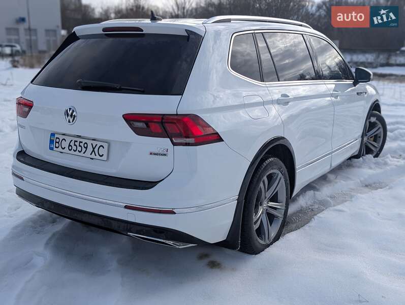 Внедорожник / Кроссовер Volkswagen Tiguan Allspace 2018 в Львове