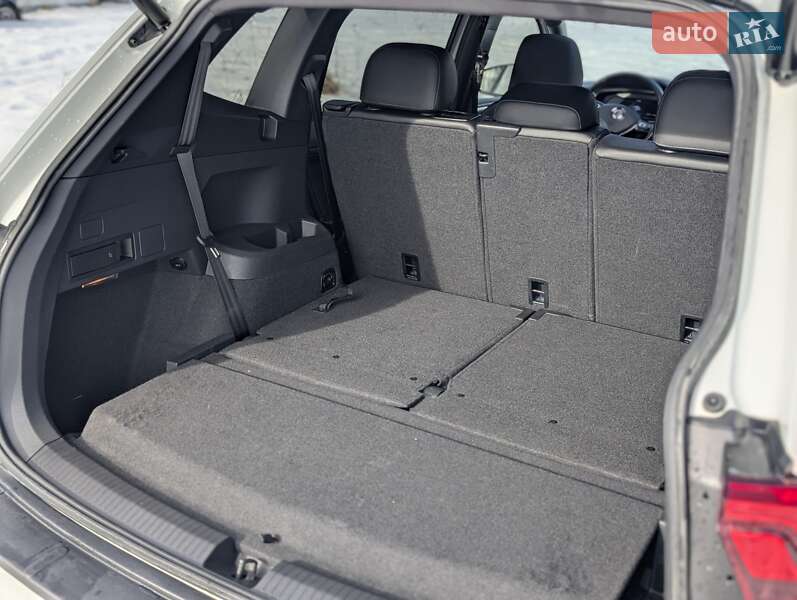 Внедорожник / Кроссовер Volkswagen Tiguan Allspace 2018 в Львове