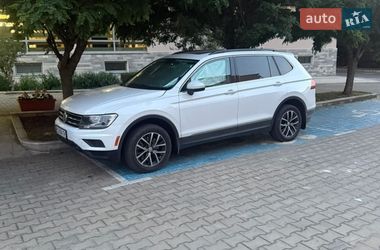 Внедорожник / Кроссовер Volkswagen Tiguan Allspace 2018 в Львове