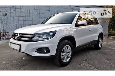 Внедорожник / Кроссовер Volkswagen Tiguan 2013 в Киеве