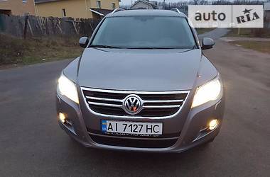 Внедорожник / Кроссовер Volkswagen Tiguan 2008 в Киеве