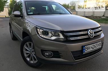 Внедорожник / Кроссовер Volkswagen Tiguan 2012 в Одессе