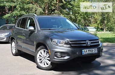 Внедорожник / Кроссовер Volkswagen Tiguan 2012 в Киеве