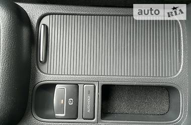Позашляховик / Кросовер Volkswagen Tiguan 2012 в 