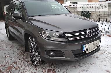 Внедорожник / Кроссовер Volkswagen Tiguan 2016 в Виннице