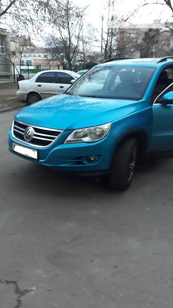 Позашляховик / Кросовер Volkswagen Tiguan 2008 в Звягелі