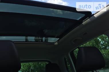 Позашляховик / Кросовер Volkswagen Tiguan 2016 в 