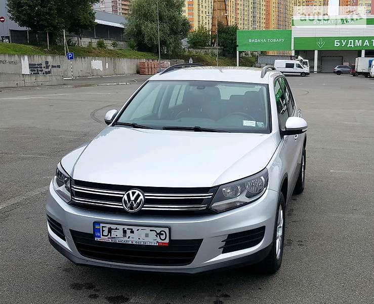 Внедорожник / Кроссовер Volkswagen Tiguan 2016 в Киеве