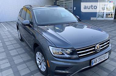 Внедорожник / Кроссовер Volkswagen Tiguan 2017 в Виннице