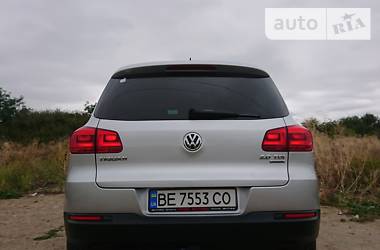 Внедорожник / Кроссовер Volkswagen Tiguan 2012 в Вознесенске