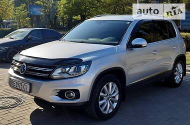 Внедорожник / Кроссовер Volkswagen Tiguan 2015 в Николаеве