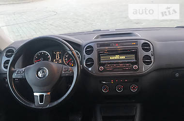 Внедорожник / Кроссовер Volkswagen Tiguan 2013 в Дубно