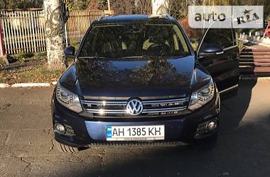 Внедорожник / Кроссовер Volkswagen Tiguan 2012 в Мариуполе