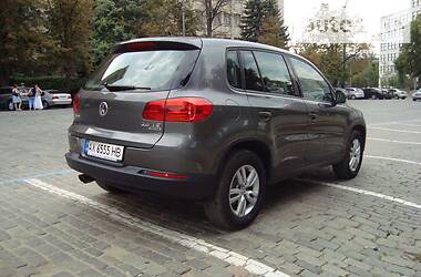 Внедорожник / Кроссовер Volkswagen Tiguan 2013 в Харькове