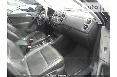 Внедорожник / Кроссовер Volkswagen Tiguan 2011 в Киеве