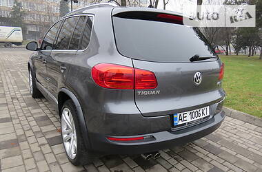 Позашляховик / Кросовер Volkswagen Tiguan 2012 в Дніпрі