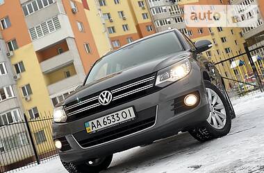 Внедорожник / Кроссовер Volkswagen Tiguan 2014 в Киеве