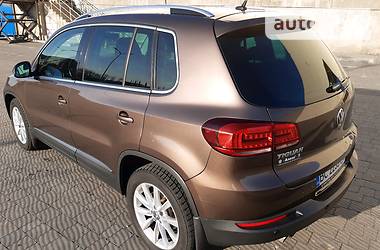 Внедорожник / Кроссовер Volkswagen Tiguan 2014 в Львове