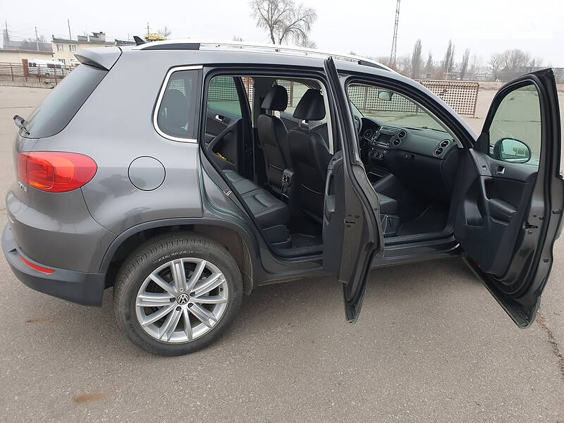 Позашляховик / Кросовер Volkswagen Tiguan 2013 в Кременчуці