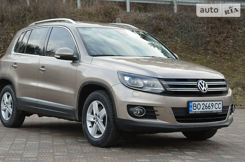 Позашляховик / Кросовер Volkswagen Tiguan 2011 в Тернополі