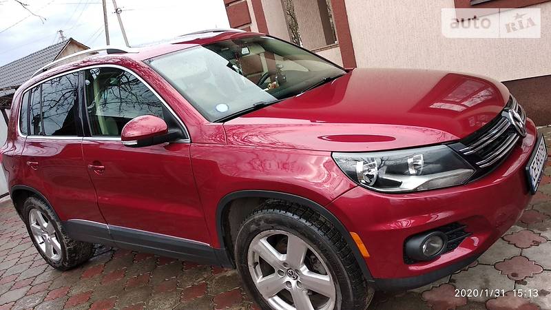 Позашляховик / Кросовер Volkswagen Tiguan 2012 в Новоселиці