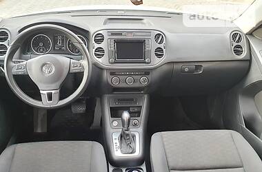 Позашляховик / Кросовер Volkswagen Tiguan 2017 в 