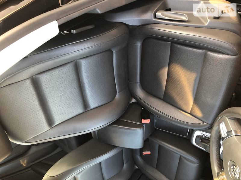 Позашляховик / Кросовер Volkswagen Tiguan 2016 в Києві