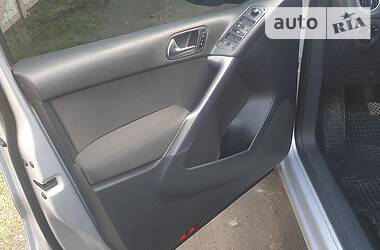 Позашляховик / Кросовер Volkswagen Tiguan 2008 в 